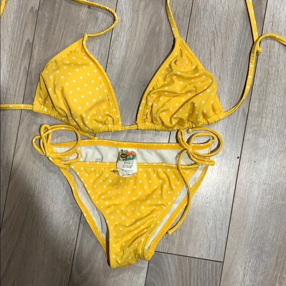 Roxy Other - Yellow polka dot bikini